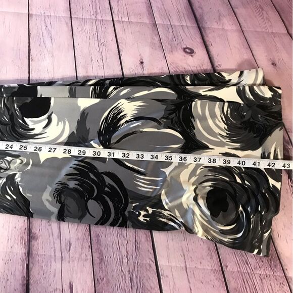 LK Bennett Black Gray White Silk Tea Midi Wrap Top Dress Cottagecore Size 8 (US) - Picture 9 of 11